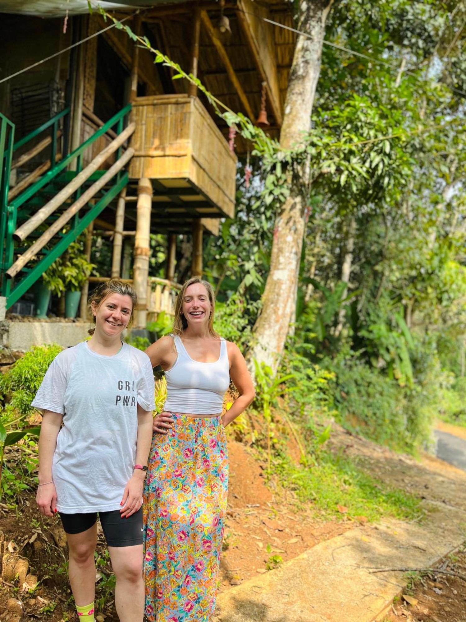 Fab - Bamboo Hut With Open Shower Munnar Extérieur photo